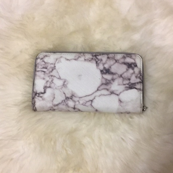 Rebecca Minkoff Marble Wallet - Picture 2 of 6